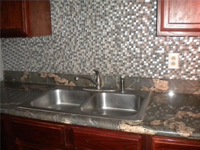 308 Kelvin Ave, El Paso, TX 79915 - photo 4