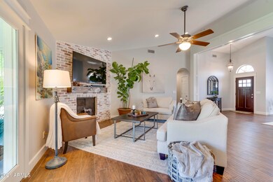 09-Living Room