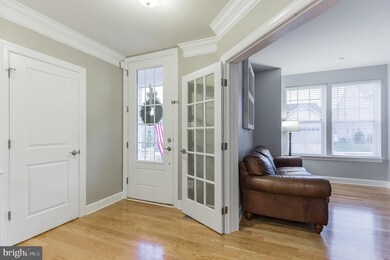 23393 Lilliflora Dr, California, MD 20619 - photo 5