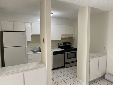 1129 N Beachview Dr unit C, Jekyll Island, GA 31527 - photo 3