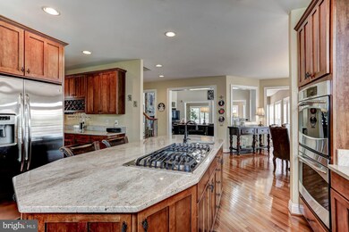 5142 Pleasant Forest Dr, Centreville, VA 20120 - photo 7