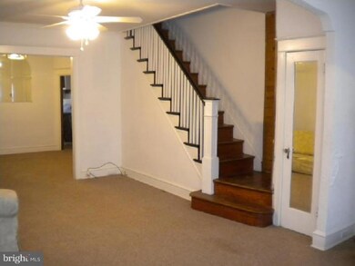 1523 Powell St, Norristown, PA 19401 - photo 2