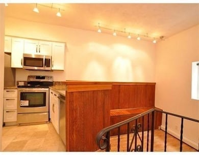 33 Charter St unit 1, Boston, MA 02113 - photo 6
