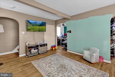 3403 Stoudts Ferry Bridge Rd, Reading, PA 19605 - photo 7