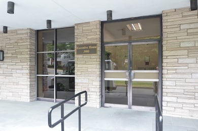 3900 Park Ave unit 3s, Bridge Port, CT 06604 - photo 4