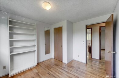 8430 225th Place SW, Edmonds, WA 98026 - photo 2