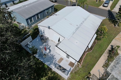 727 Hyacinth Cir, Sebastian, FL 32976 - photo 4