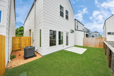 3005 Ocean Cay Dr, Houston, TX 77047 - photo 2