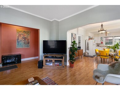 Living Room/Dining Room