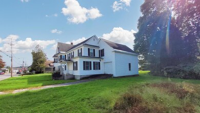 29 Monadnock St, Colebrook, NH 03576 - photo 3