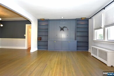 12-64 Burbank St unit 1X, Fair Lawn, NJ 07410 - photo 7