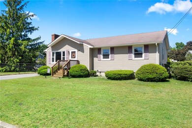 59 Glen Meadows Ct, Warwick, RI 02889 - photo 3