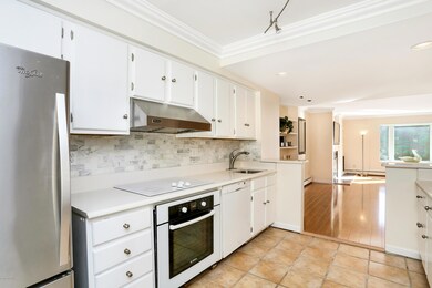 12 Glenville St unit 205, Greenwich, CT 06831 - photo 7