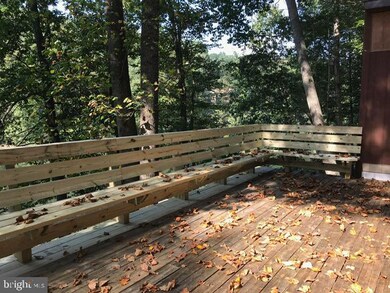 711 Lakeside Dr, Harpers Ferry, WV 25425 - photo 3