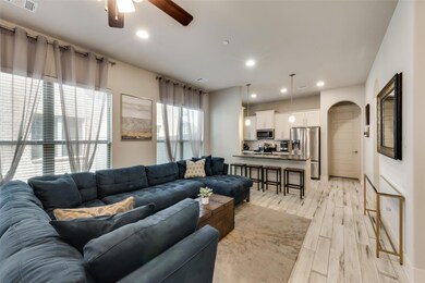 345 Featherstone Trail, Wylie, TX 75098 - photo 5