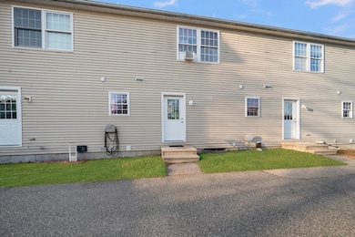 22 Vernon St unit B, Providence, RI 02903 - photo 7