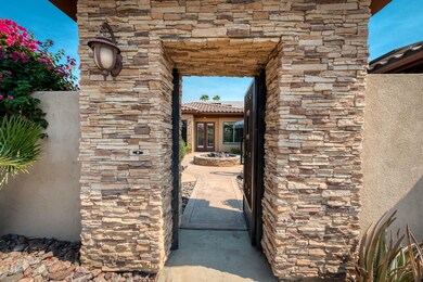 20 Via Palmira - Front Courtyard Entry