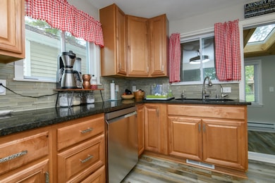 161 Ormsby St, Pewaukee, WI 53072 - photo 4