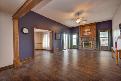 3108 W Broadmoor-65