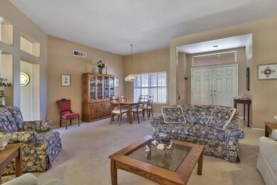 Livingroom/Diningroom