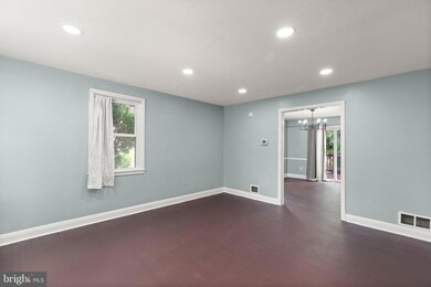 8641 Black Oak Rd, Parkville, MD 21234 - photo 2