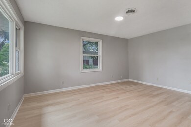 1911 Timbercrest Dr, Columbus, IN 47203 - photo 7