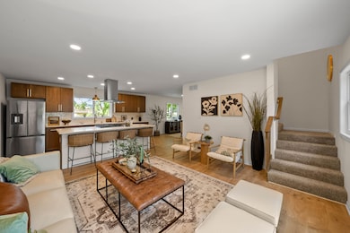 213 S 5th Ave-12