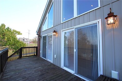 Awesome 20x8 Deck off of Family Room