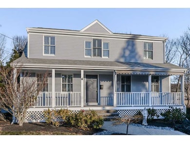 11 Howe St, Bristol, RI 02809 - photo 2