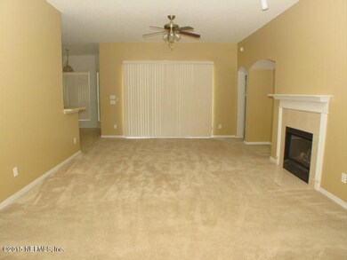 3697 Mindy Ashley Ln, Jacksonville, FL 32218 - photo 5
