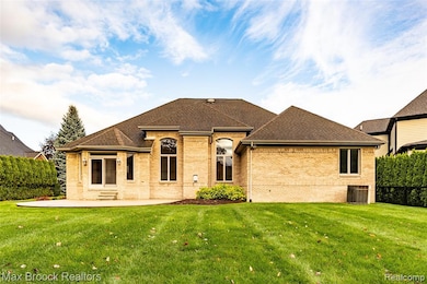 52221 Chickadee, Shelby Township, MI 48315 - photo 5