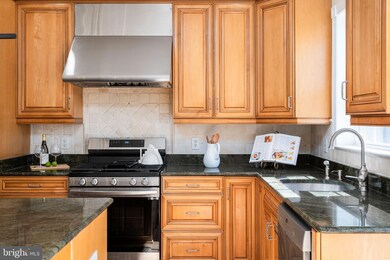 1216 S Bouldin St, Baltimore, MD 21224 - photo 7