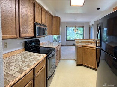 2572 14th Ave W unit 101, Seattle, WA 98119 - photo 3