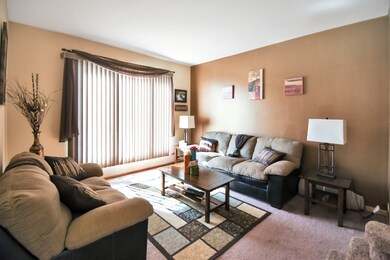 3604 River Rd, Hazel Crest, IL 60429 - photo 4