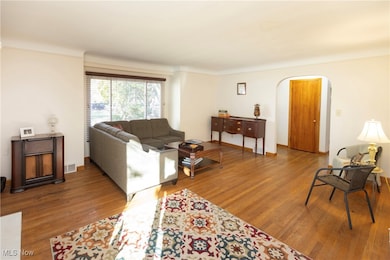 4553 Porter Rd, North Olmsted, OH 44070 - photo 5