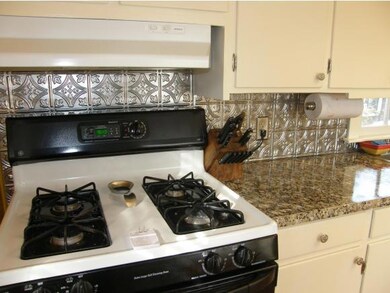 Cheery Kitchen