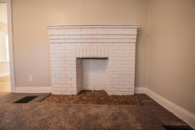 1211 Sullivant-19