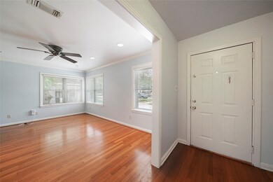 1463 Lamonte Ln, Houston, TX 77018 - photo 6