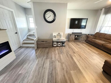 70 W Park Dr, Shelby, OH 44875 - photo 5