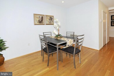 2011 Columbia Rd NW unit 4, Washington, DC 20009 - photo 6