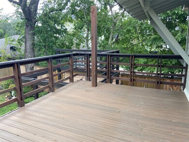 1025 Beverly St, Houston, TX 77008 - photo 3