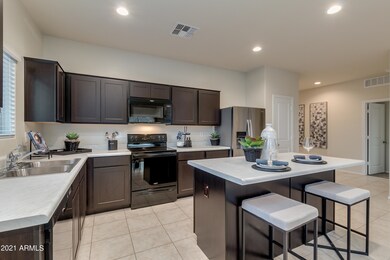 Heartland Ranch Raven Kitchen Pic 2