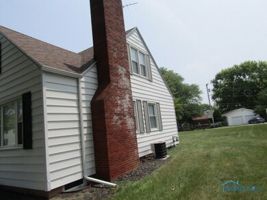 221 Pine Rd, Woodville, OH 43469 - photo 3