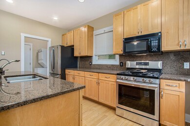 1 Pond Path Kitchen 2