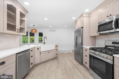 873 Kulp Rd, Perkiomenville, PA 18074 - photo 5