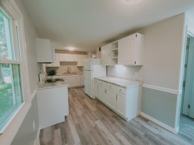 212 Acrebrook Dr, Florence, MA 01062 - photo 6