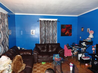 239 dickinson 014