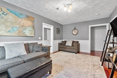 14 Pleasant St unit A, Beverly, MA 01915 - photo 3