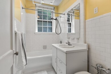 28 Marshal St unit 1, Brookline, MA 02446 - photo 6