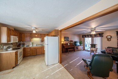 56 Lanesboro Rd, Worcester, MA 01606 - photo 4